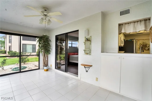 $2,000 | 5905 Trailwinds Drive, Unit 816, Fort Myers, FL 33907