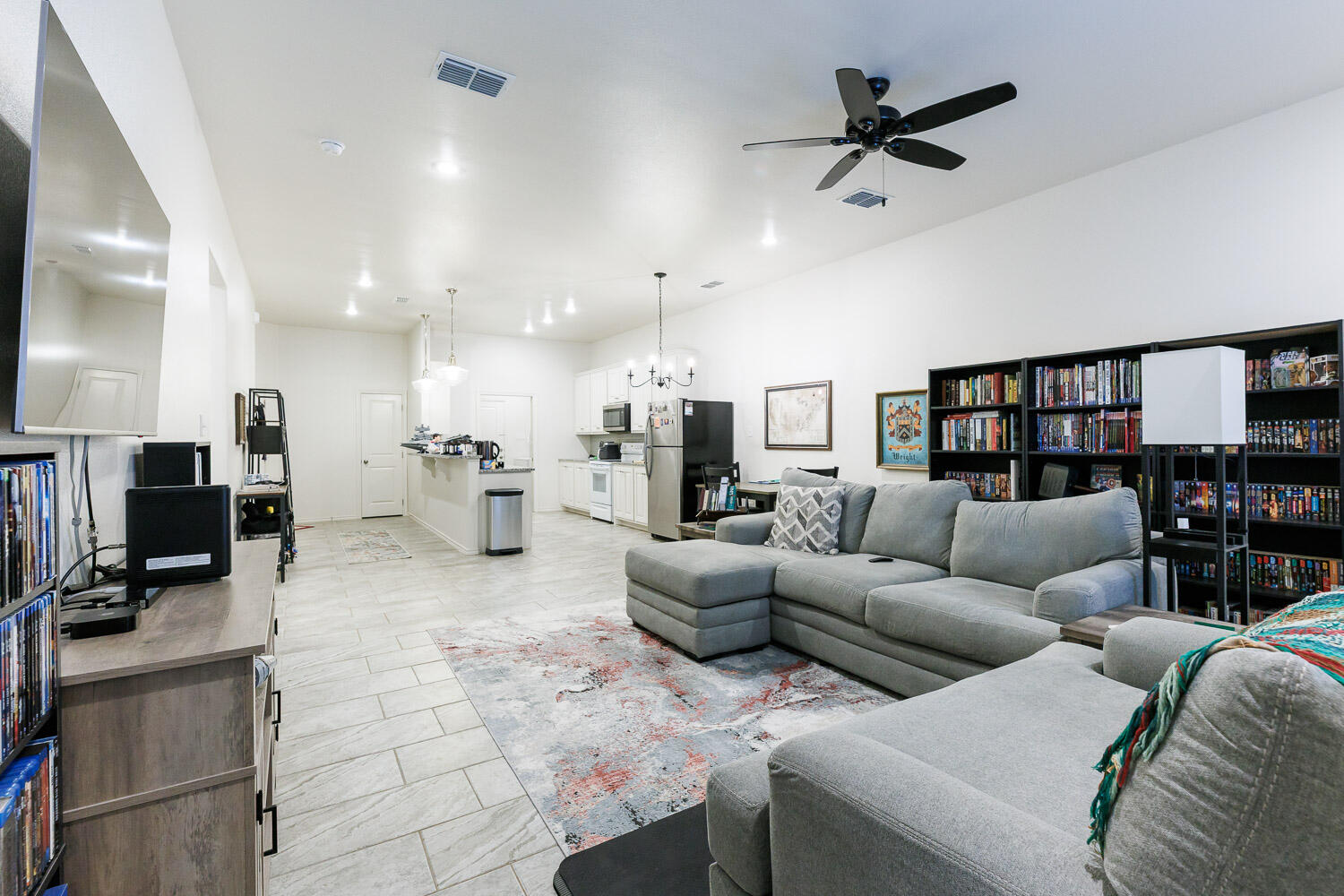5508 Lehigh Street Lubbock, TX 79416 - Photo 21 of 40 Living Area