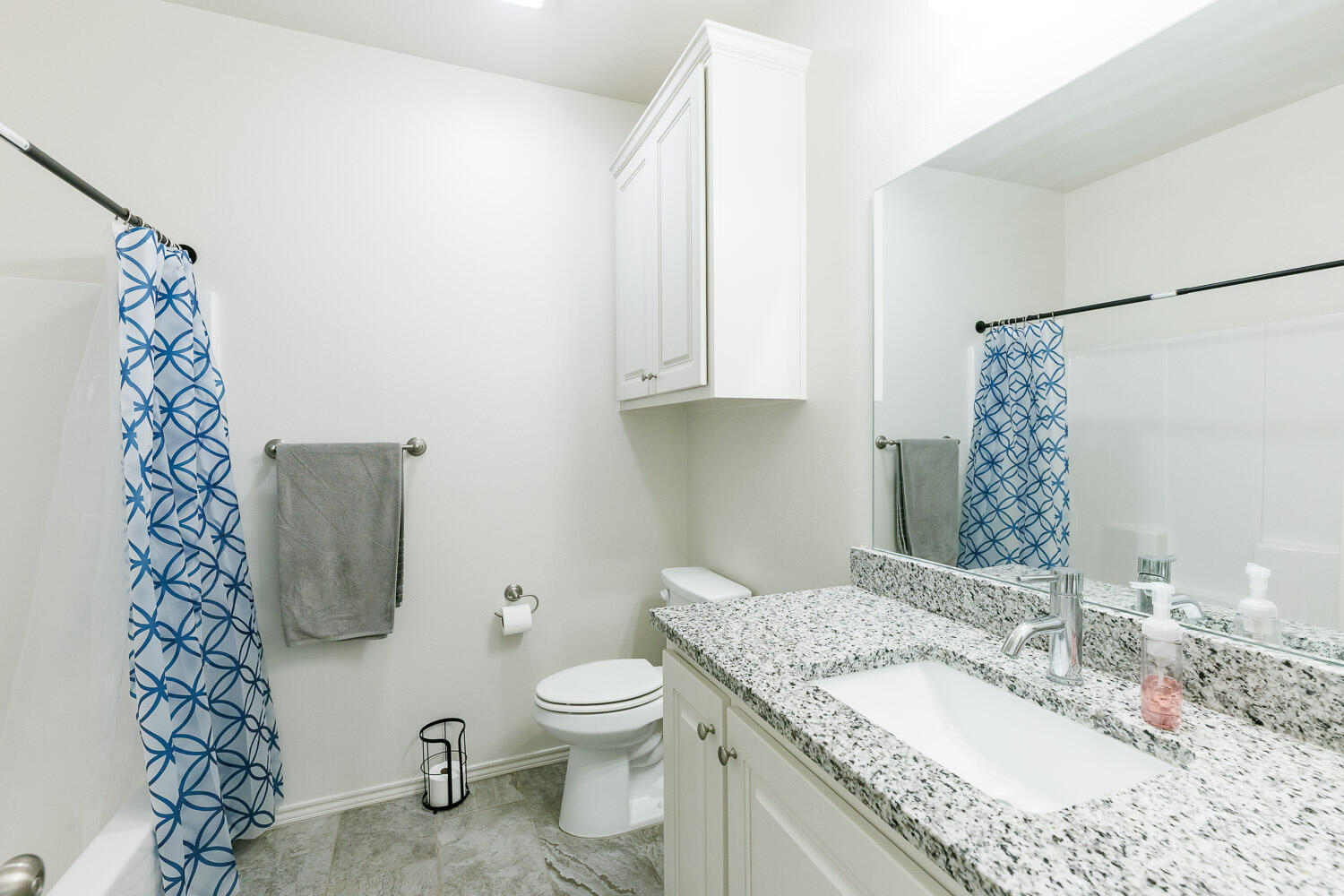 5508 Lehigh Street Lubbock, TX 79416 - Photo 34 of 40 Second Bathroom