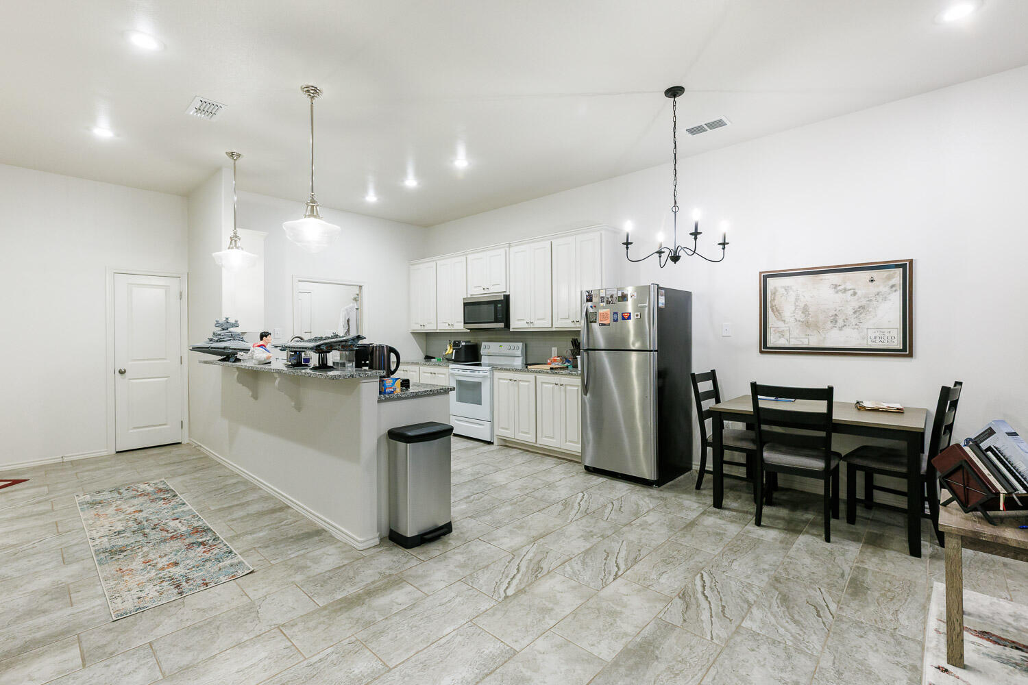 5508 Lehigh Street Lubbock, TX 79416 - Photo 8 of 40 Kitchen