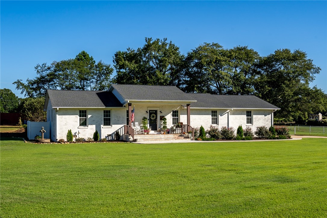 1001 Dickerson Road Anderson, SC 29626 - Photo 1 of 30