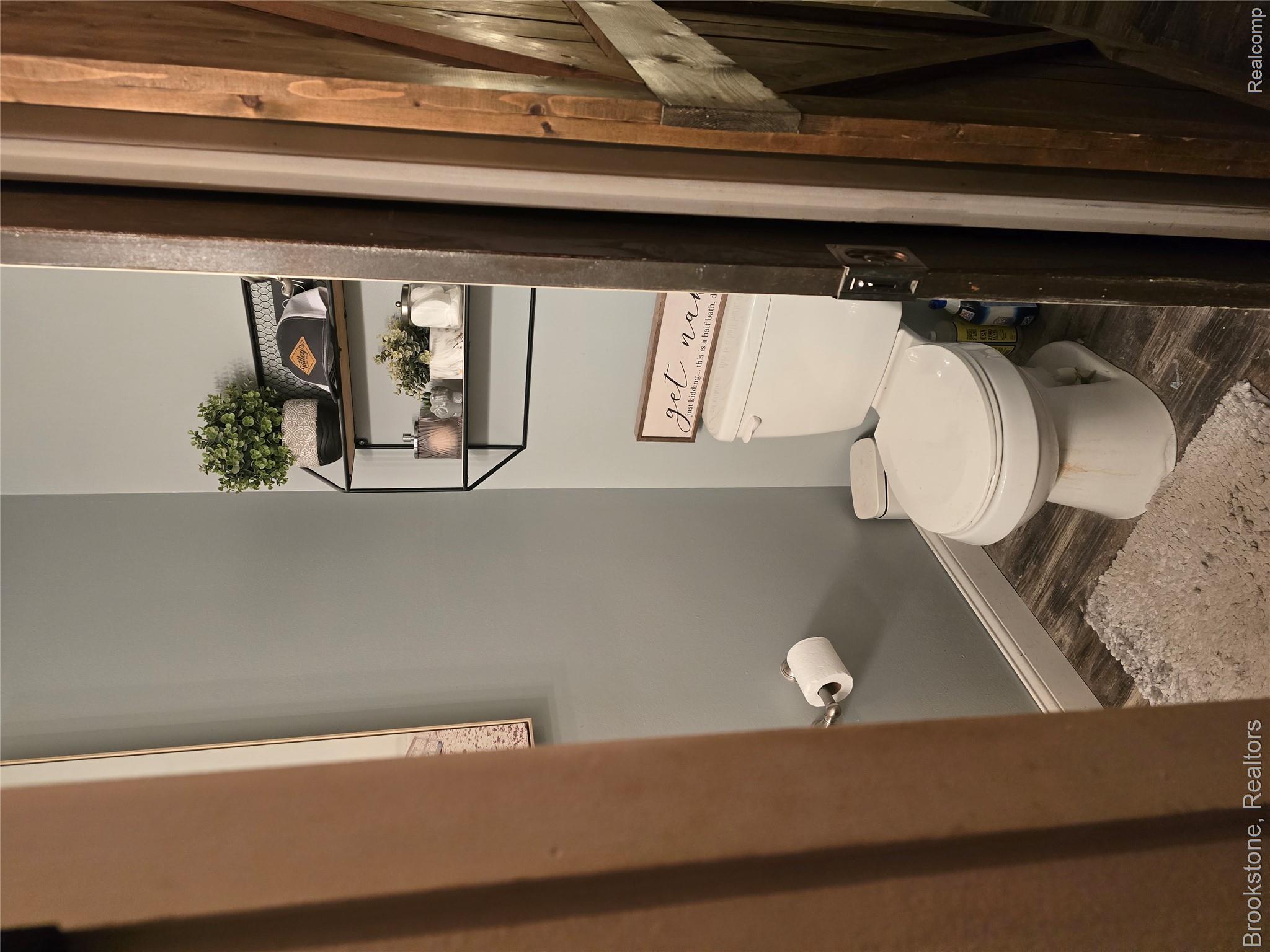 48632 Sugarbush Road, Unit 6 New Baltimore, MI 48047 - Photo 12 of 28 20260811_203406.jpg