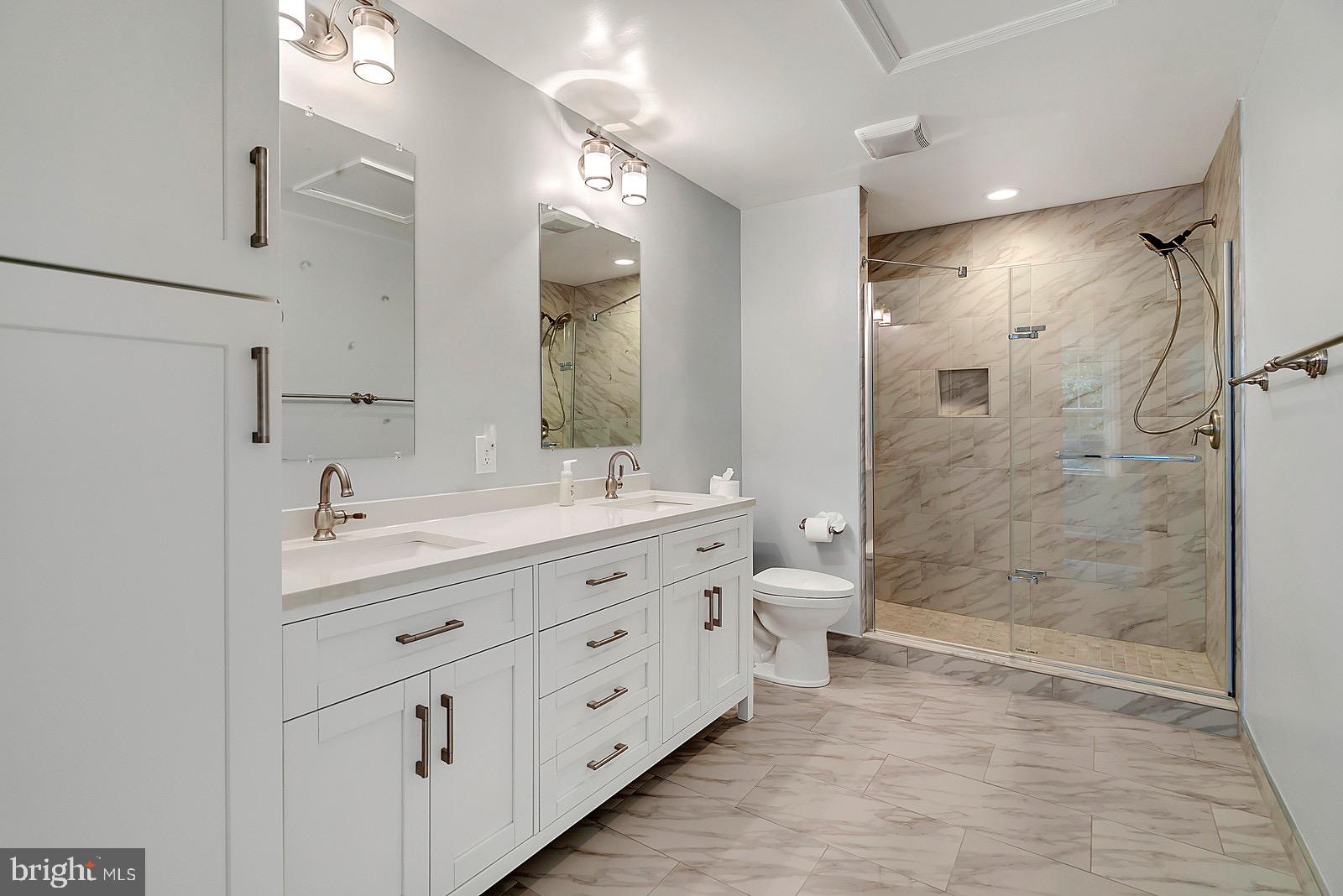 8804 Side Saddle Road Springfield, VA 22152 - Photo 20 of 37 Master Owner's Suite Full Bath and Tiled Floor