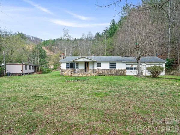 $225,000 | 2432 Grapevine Road, Marshall, NC 28753