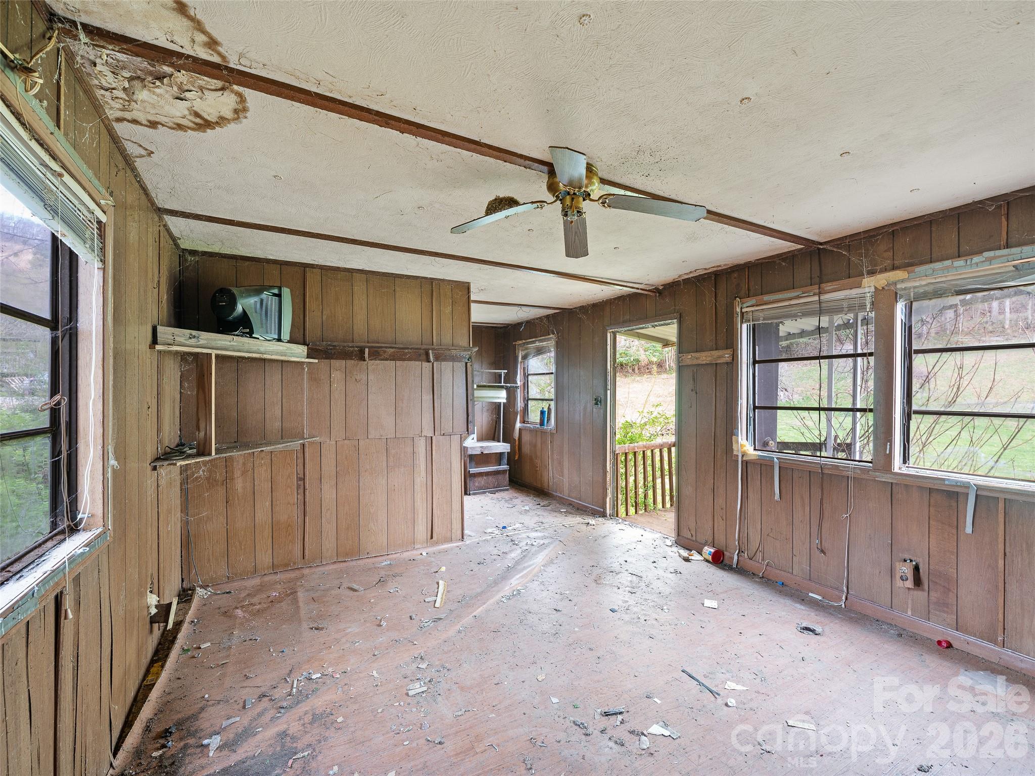 2432 Grapevine Road Marshall, NC 28753 - Photo 19 of 21