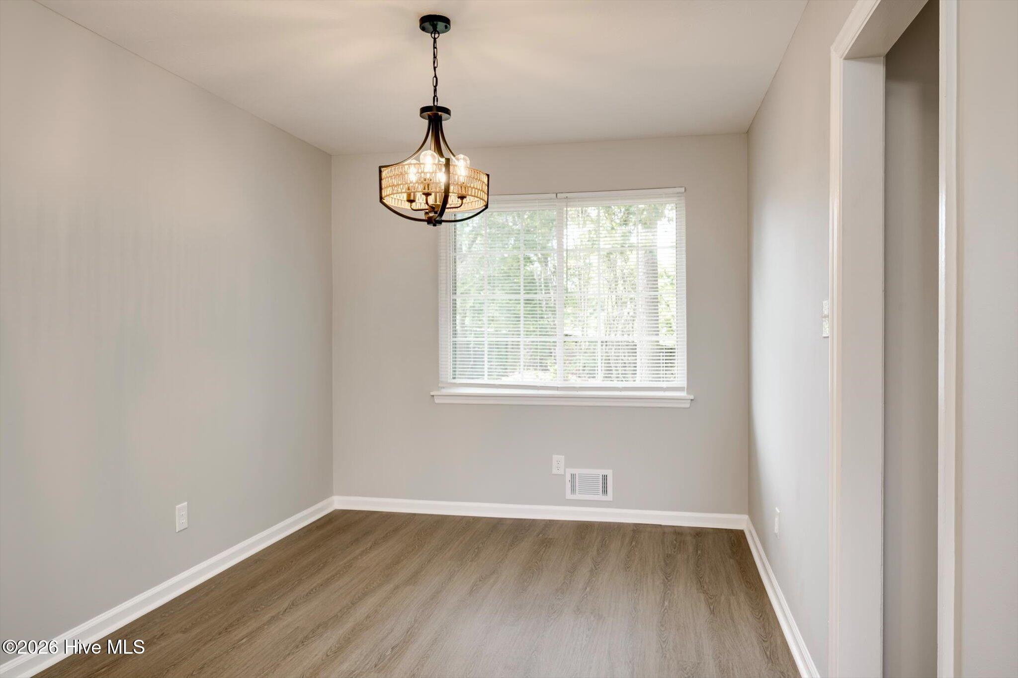 4570 Colonial Road Martinez, GA 30907 - Photo 10 of 36