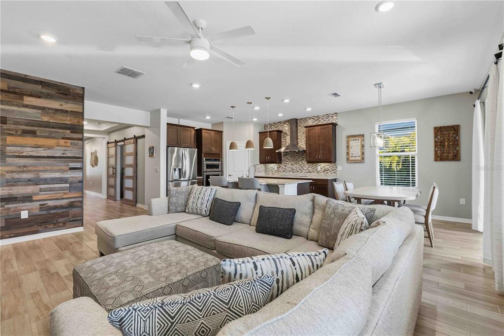 12537 Ryegrass Loop Parrish, FL 34219 - Photo 17 of 33