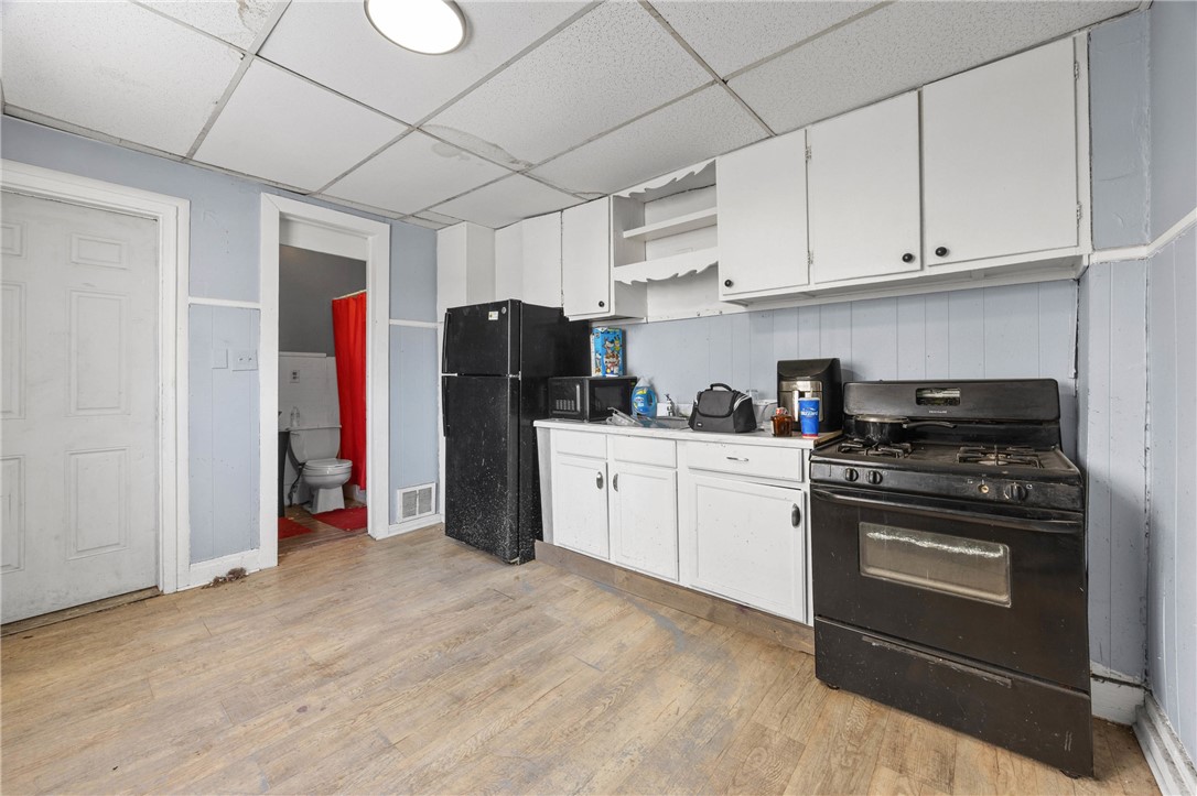 183 Otis Street Rochester, NY 14606 - Photo 11 of 43