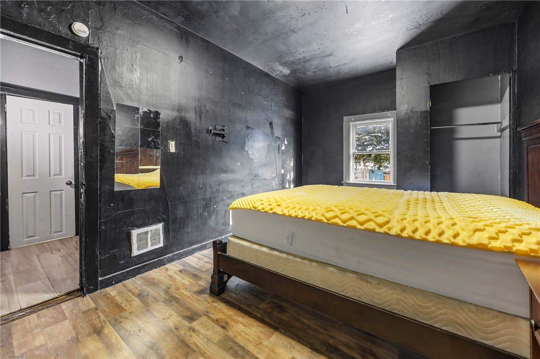 183 Otis Street Rochester, NY 14606 - Photo 24 of 43