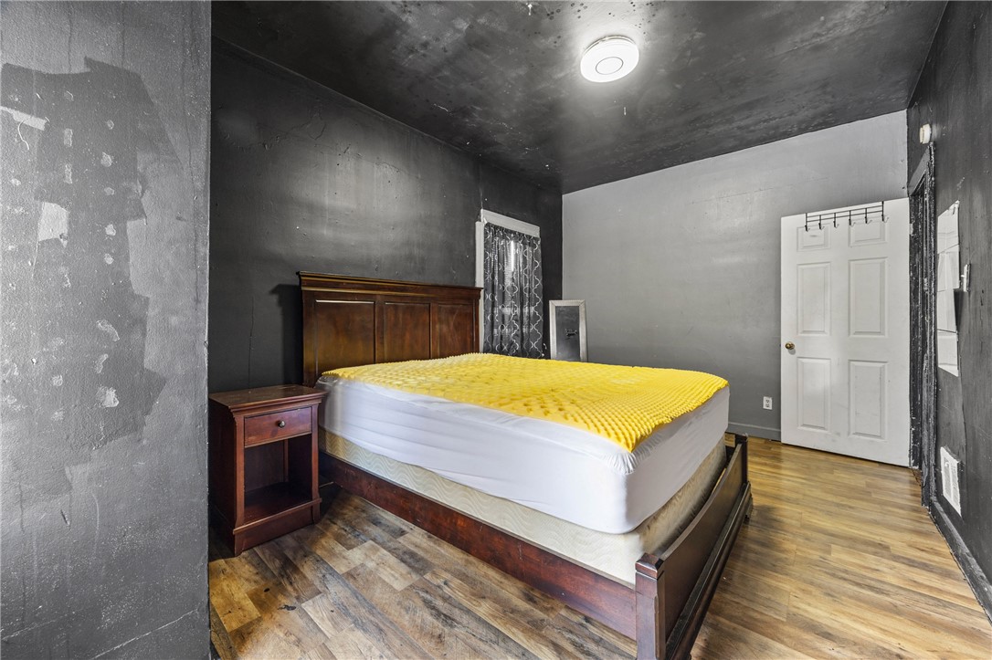 183 Otis Street Rochester, NY 14606 - Photo 25 of 43