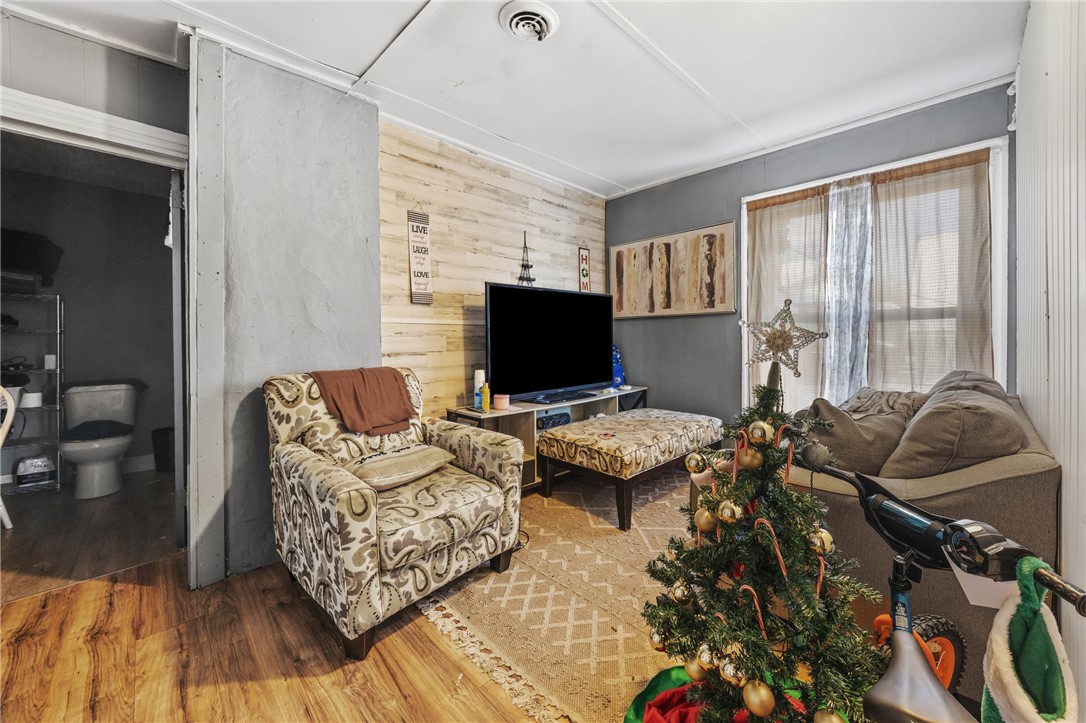 183 Otis Street Rochester, NY 14606 - Photo 32 of 43