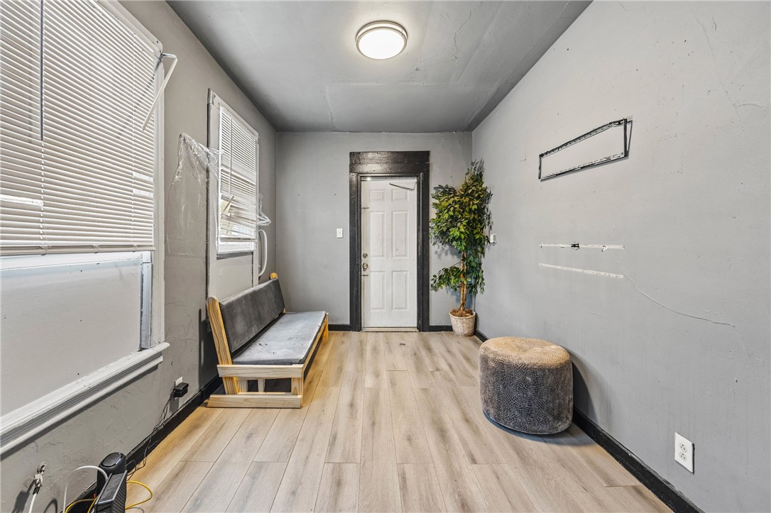 183 Otis Street Rochester, NY 14606 - Photo 7 of 43