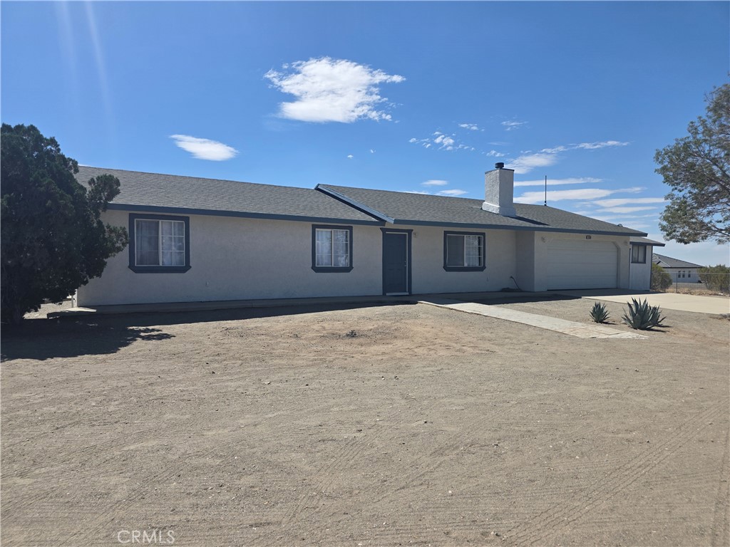 11380 El Esteban Road Phelan, CA 92371 - Photo 3 of 22 Front View