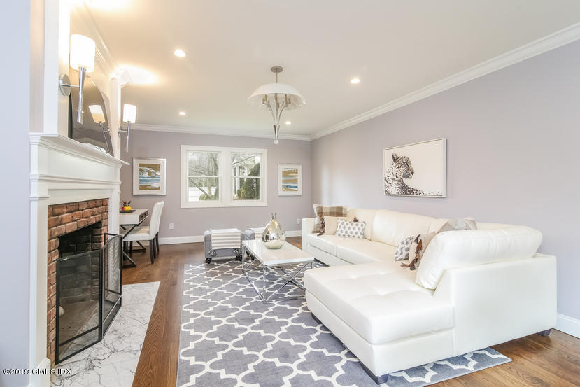 215 Riverside Avenue Riverside, CT 06878 - Photo 13 of 28 009-Dining_Room-5262293-small