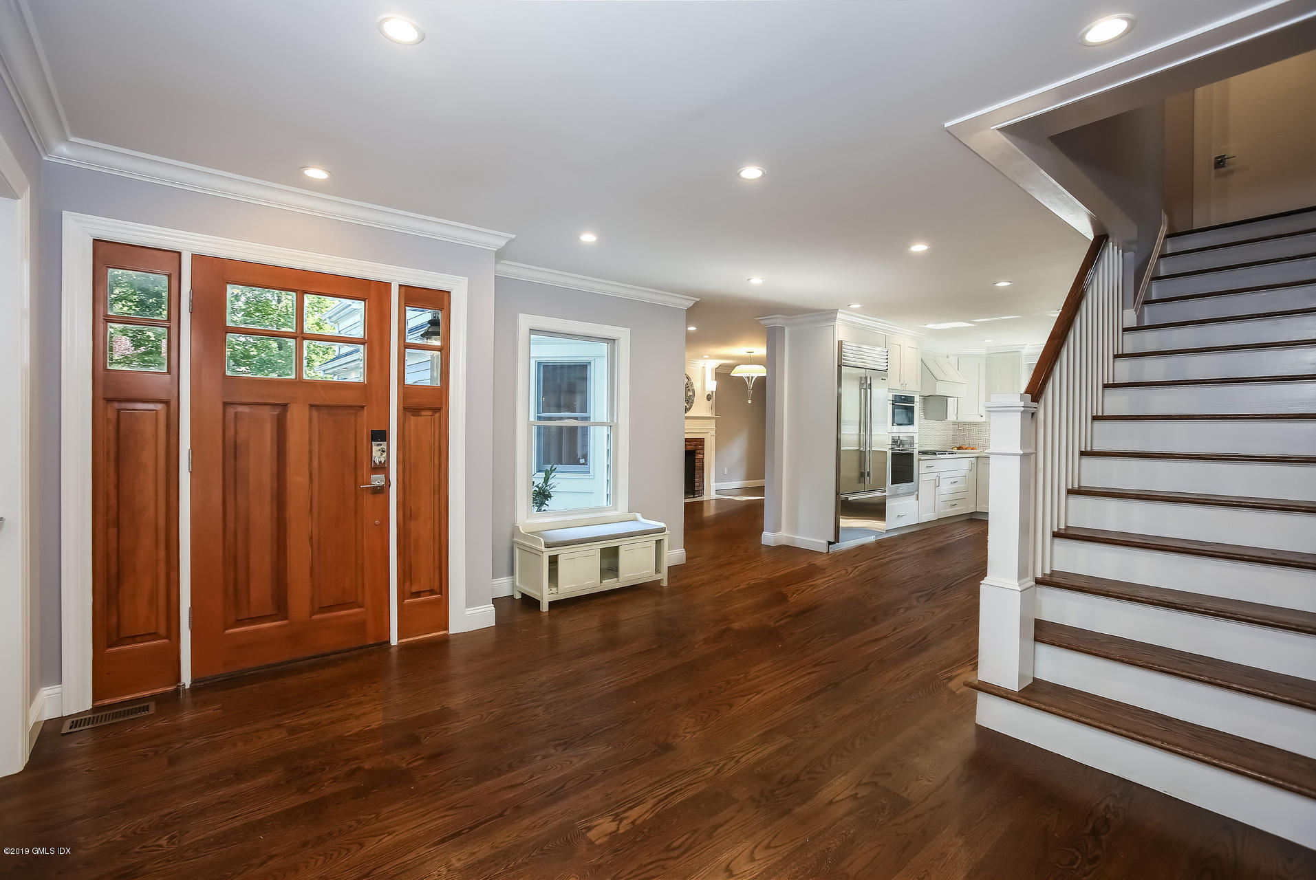 215 Riverside Avenue Riverside, CT 06878 - Photo 4 of 28 007-Foyer-4647499-medium