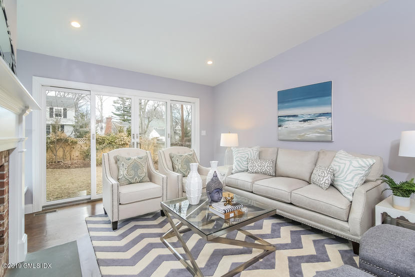 215 Riverside Avenue Riverside, CT 06878 - Photo 6 of 28 001-Living_Room-5262289-small