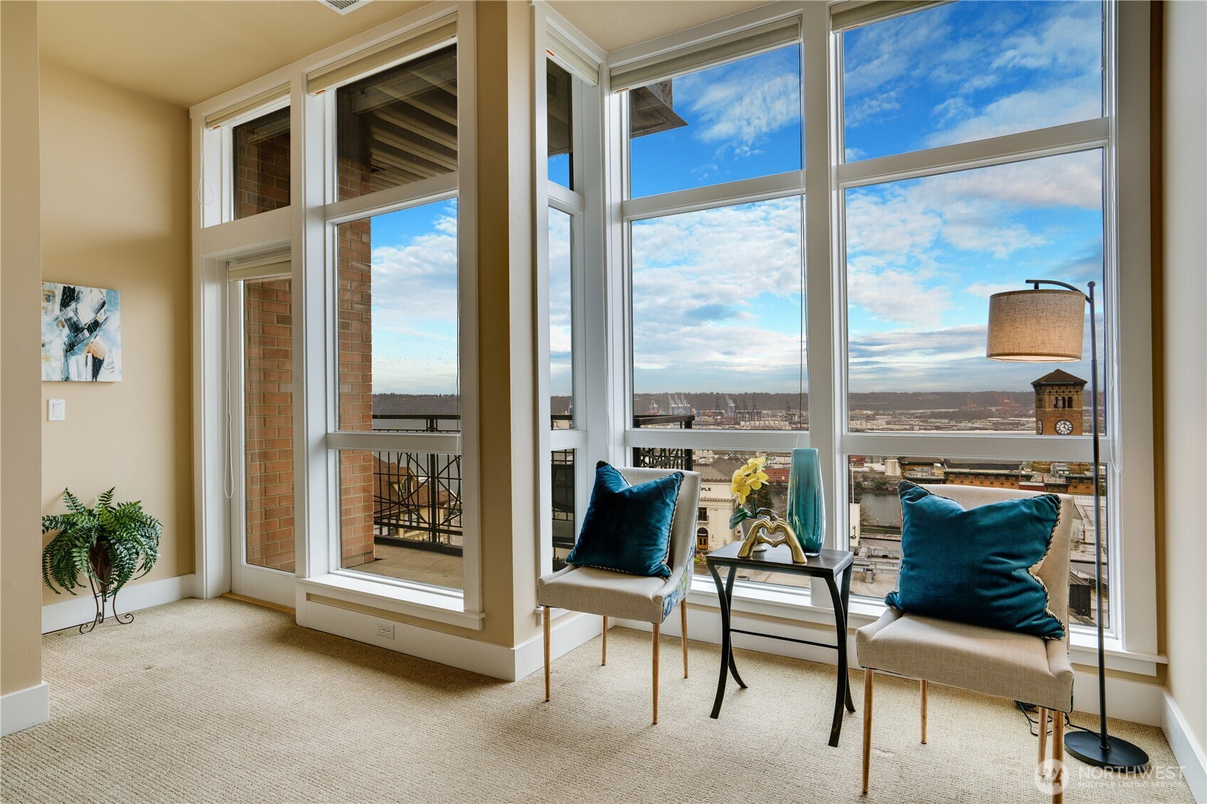 708 Market Street, Unit 705 Tacoma, WA 98402 - Photo 16 of 38 a living room filled with furniture