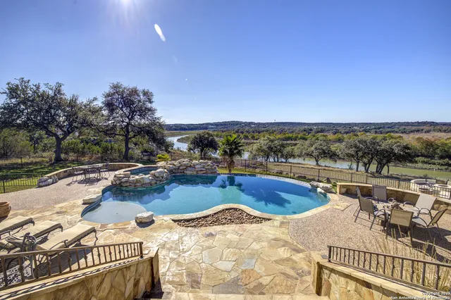 $3,000,000 | 334 Arthur Court, Spring Branch, TX 78070