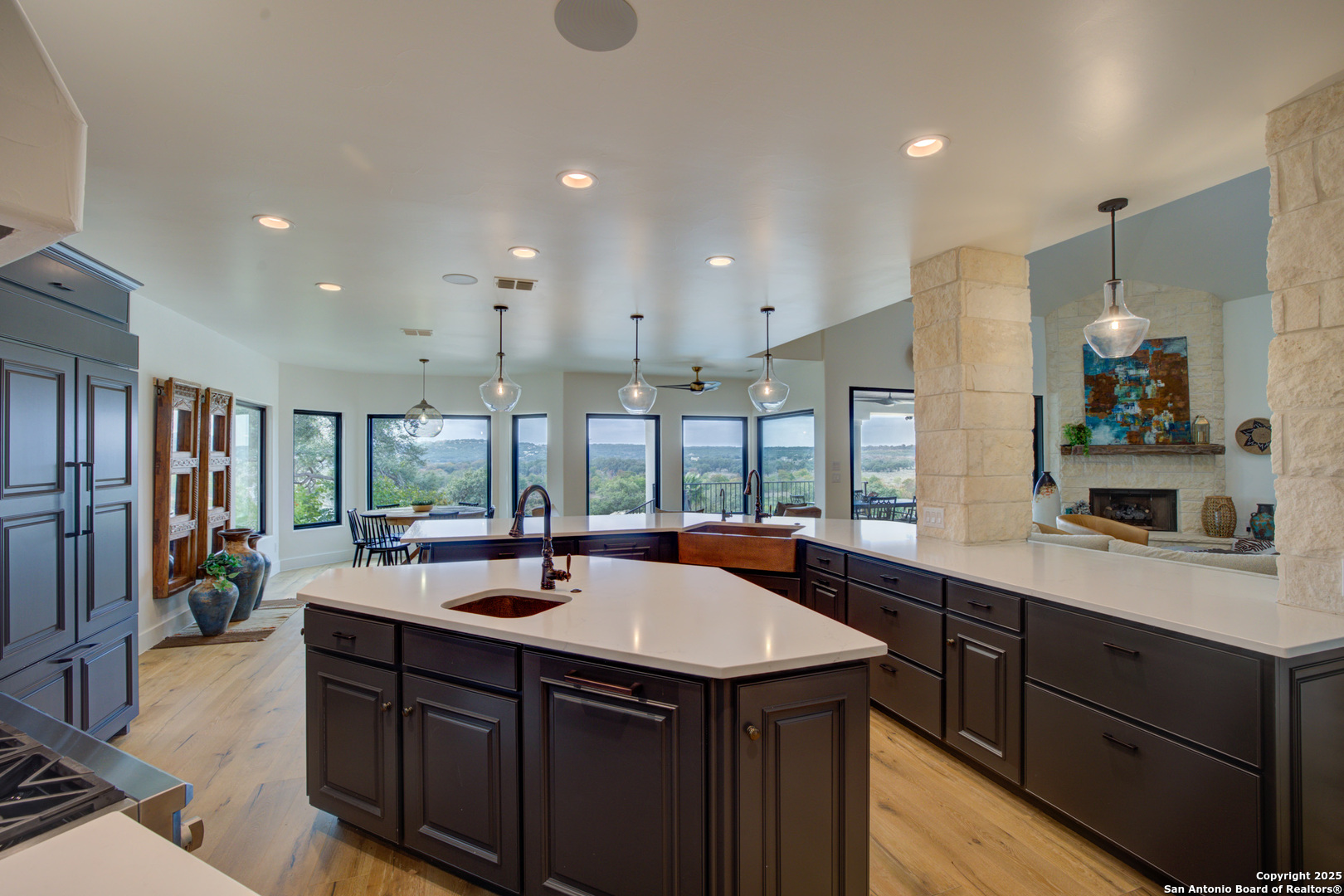 334 Arthur Court Spring Branch, TX 78070 - Photo 4 of 37