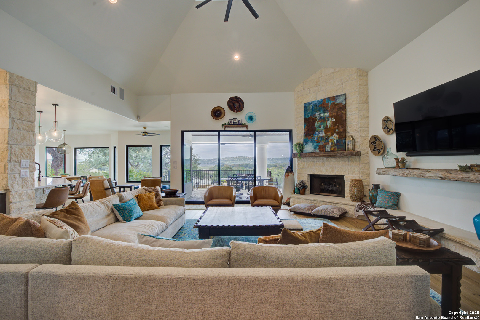 334 Arthur Court Spring Branch, TX 78070 - Photo 10 of 37