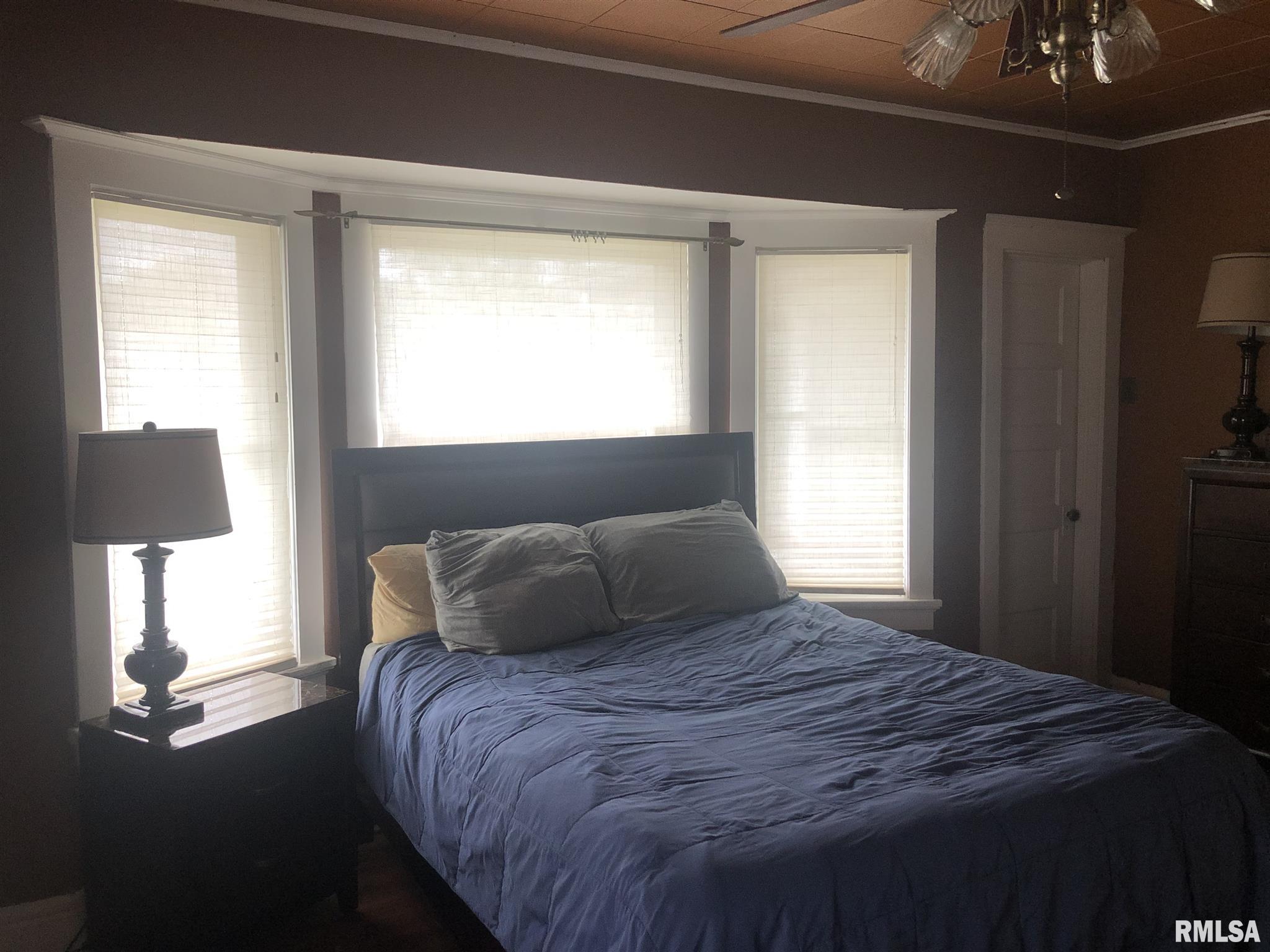 803 5th Avenue South Clinton, IA 52732 - Photo 15 of 26