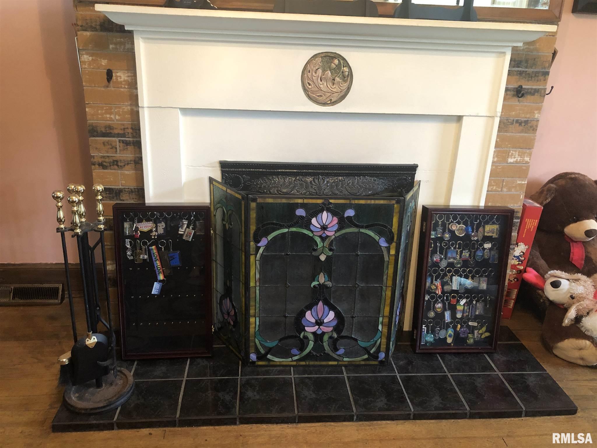 803 5th Avenue South Clinton, IA 52732 - Photo 4 of 26