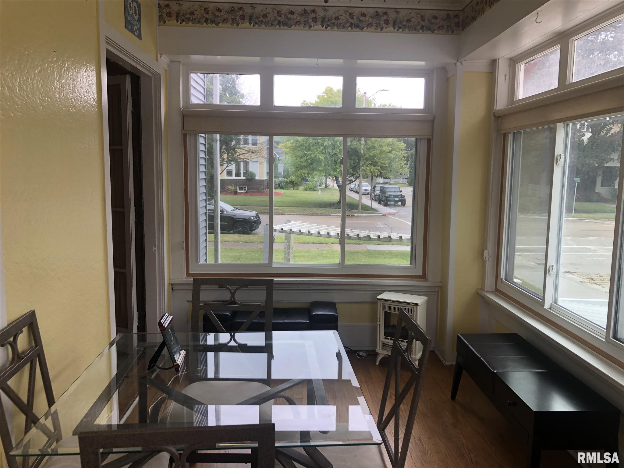 803 5th Avenue South Clinton, IA 52732 - Photo 6 of 26