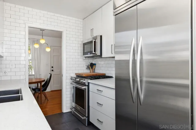 $1,199,999 | 1609 Lopez Street, Oceanside, CA 92054