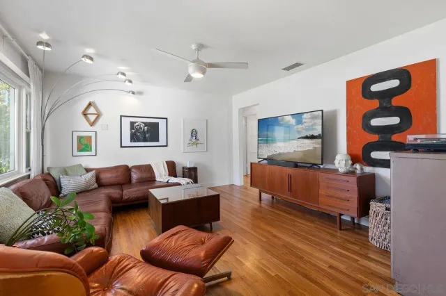 $1,199,999 | 1609 Lopez Street, Oceanside, CA 92054