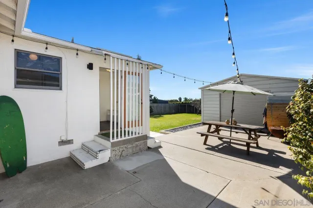 $1,199,999 | 1609 Lopez Street, Oceanside, CA 92054