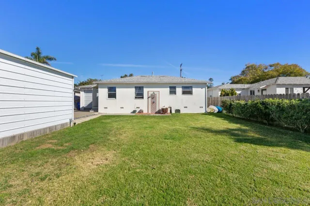 $1,199,999 | 1609 Lopez Street, Oceanside, CA 92054