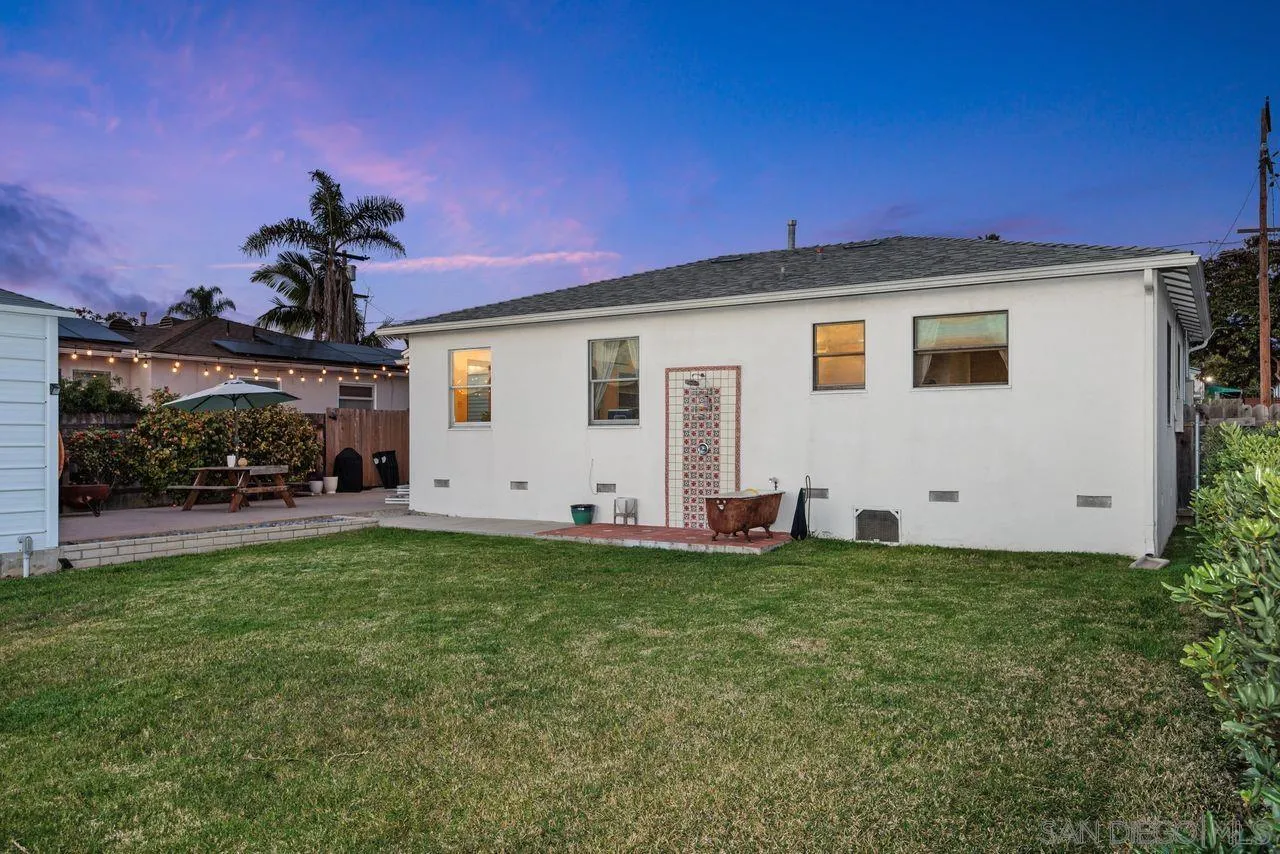 1609 Lopez Street Oceanside, CA 92054 - Photo 41 of 45