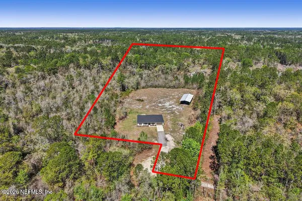 $699,000 | 5012 Laurel Street, Middleburg, FL 32068