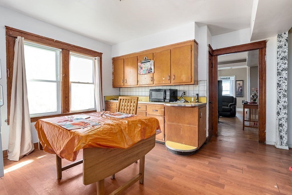 45 Catharine Street Worcester, MA 01605 - Photo 14 of 21
