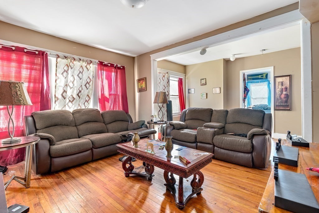 45 Catharine Street Worcester, MA 01605 - Photo 10 of 21