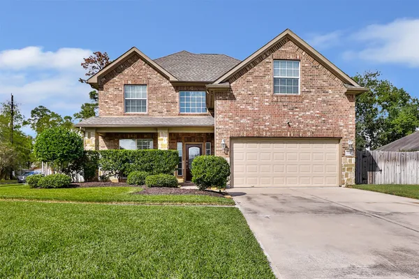 $380,000 | 110 South Diamondhead Boulevard, Crosby, TX 77532