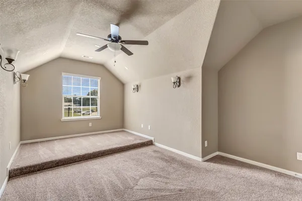 $380,000 | 110 South Diamondhead Boulevard, Crosby, TX 77532