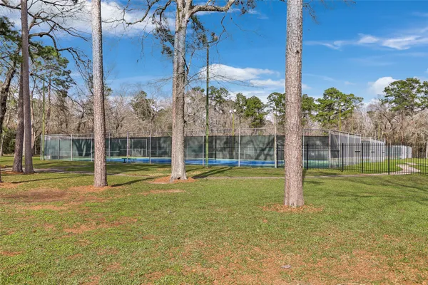 $380,000 | 110 South Diamondhead Boulevard, Crosby, TX 77532