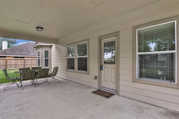 $380,000 | 110 South Diamondhead Boulevard, Crosby, TX 77532