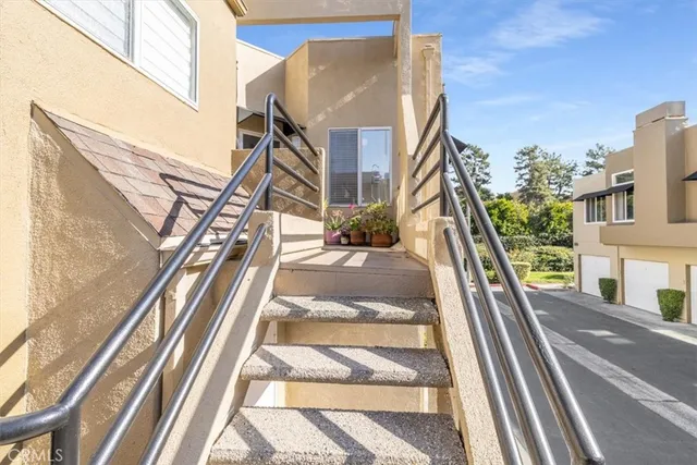 $579,900 | 27977 Ivory, Unit 264, Mission Viejo, CA 92691