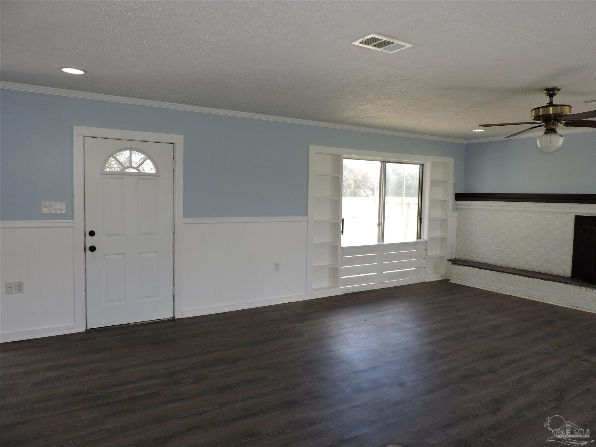 9019 Chumuckla Highway Pace, FL 32571 - Photo 3 of 17