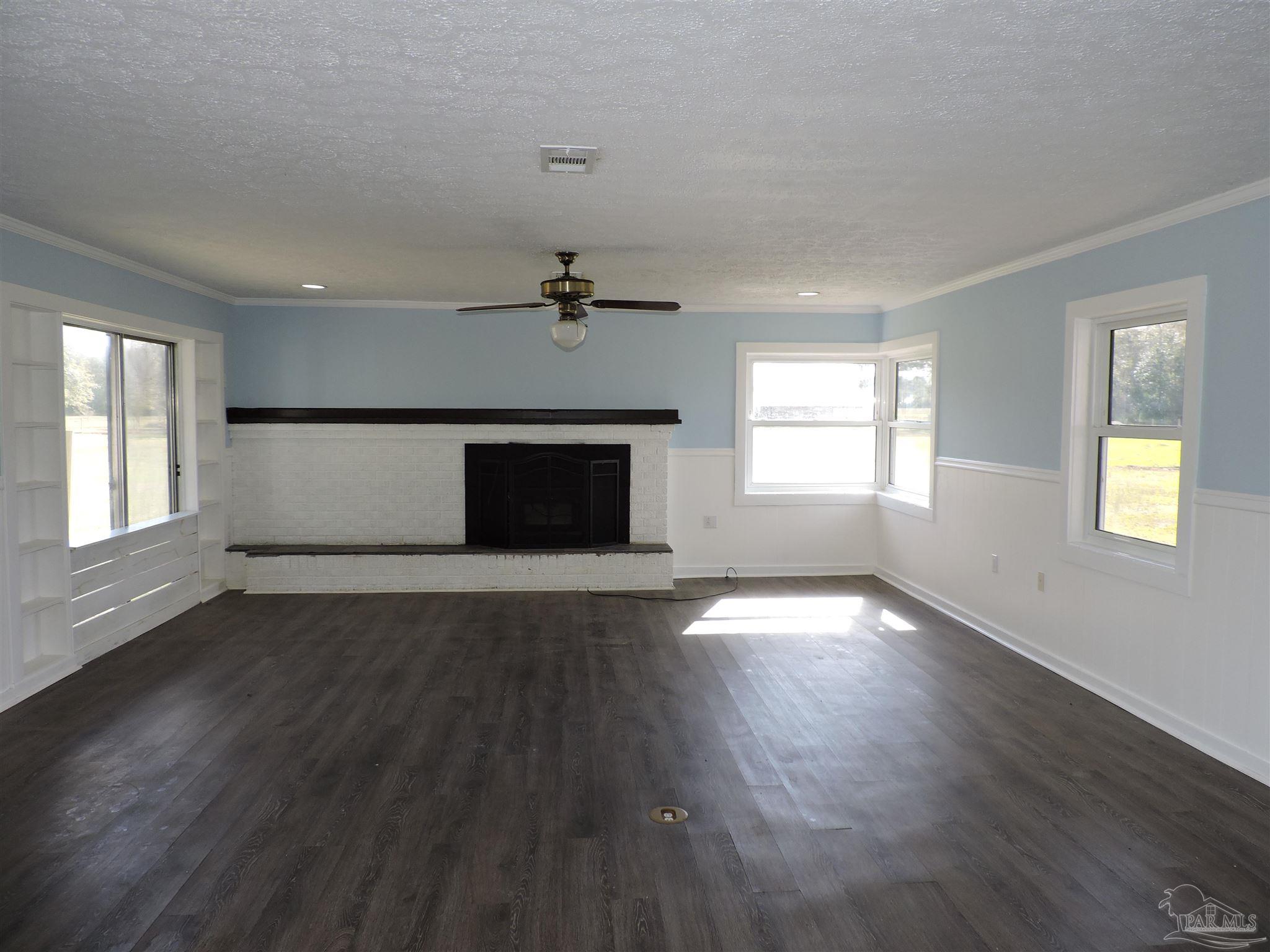 9019 Chumuckla Highway Pace, FL 32571 - Photo 4 of 17