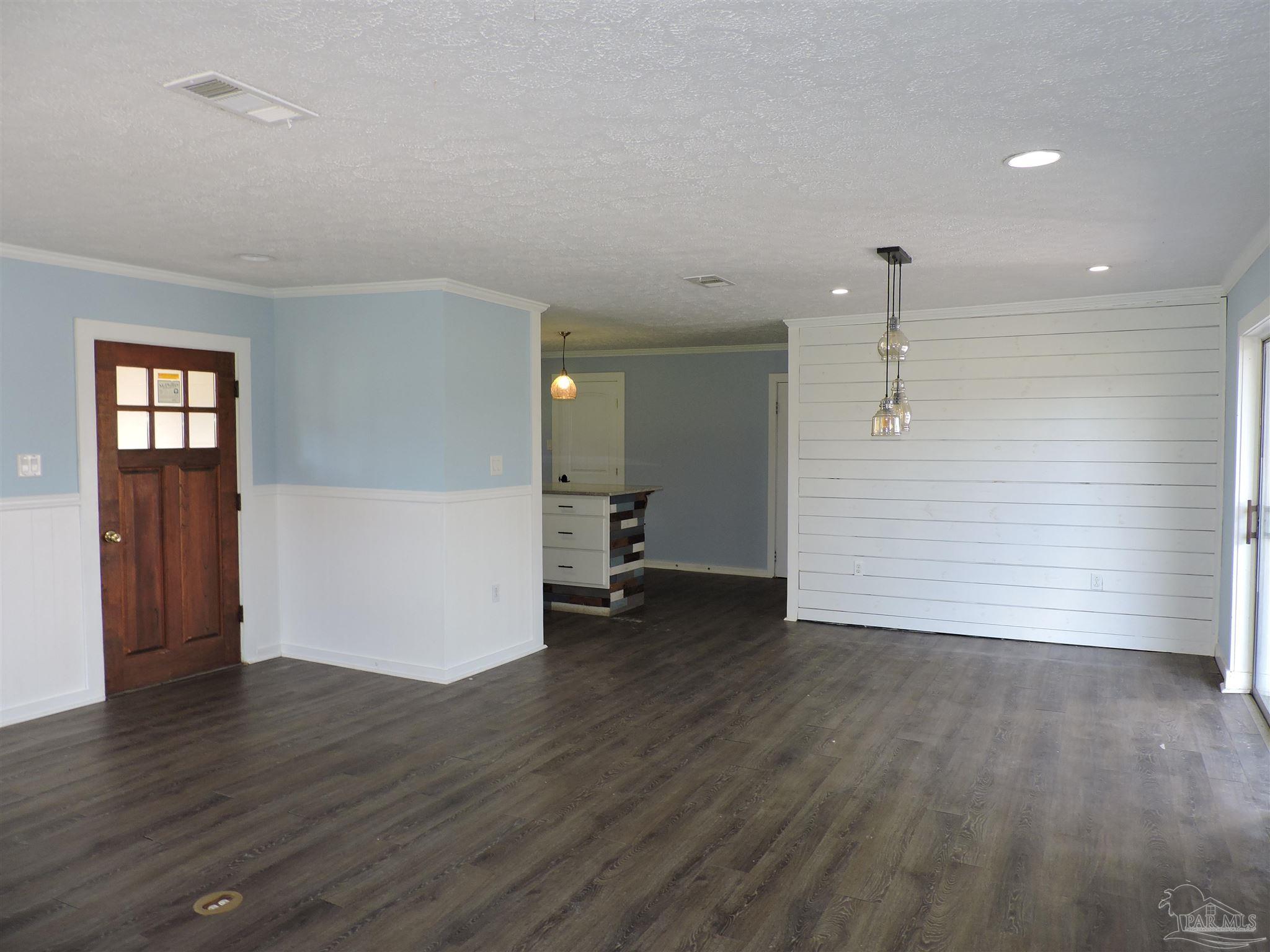 9019 Chumuckla Highway Pace, FL 32571 - Photo 6 of 17