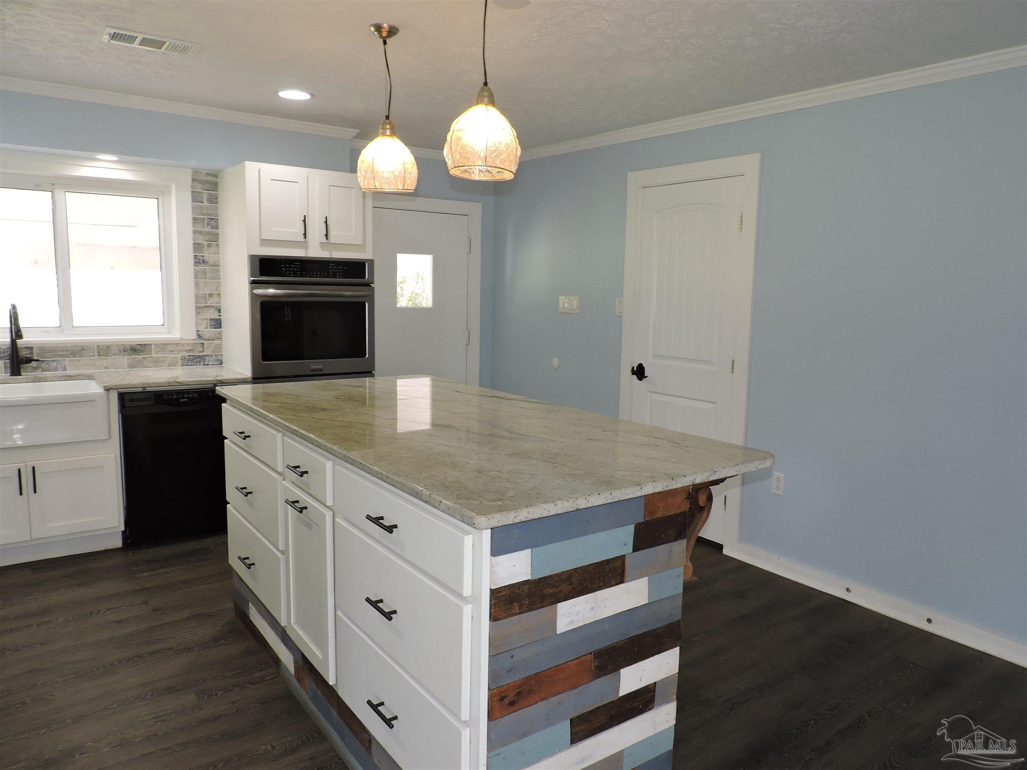 9019 Chumuckla Highway Pace, FL 32571 - Photo 7 of 17