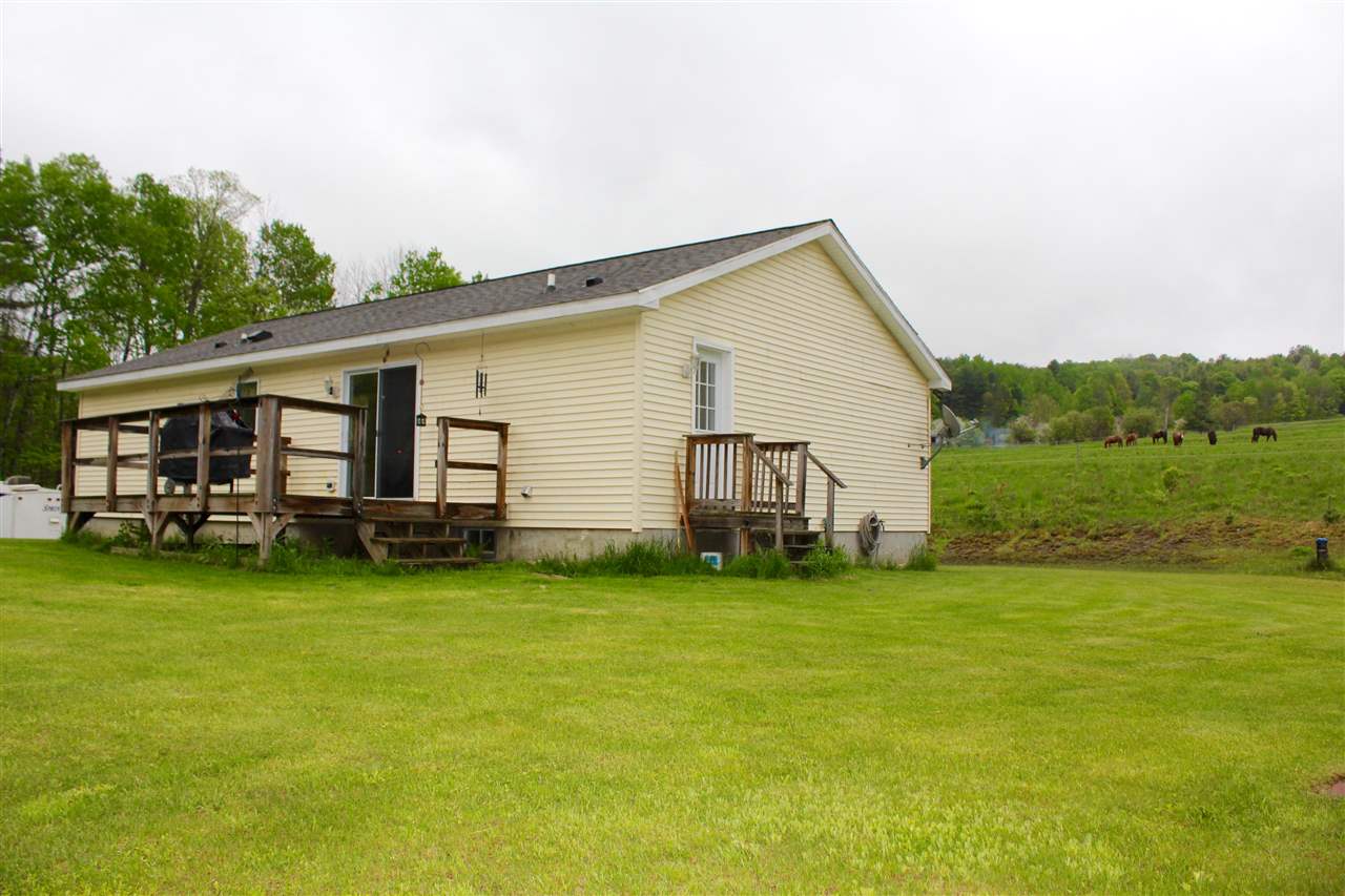 102 Gilley Road Tunbridge, VT 05077 - Photo 1 of 18