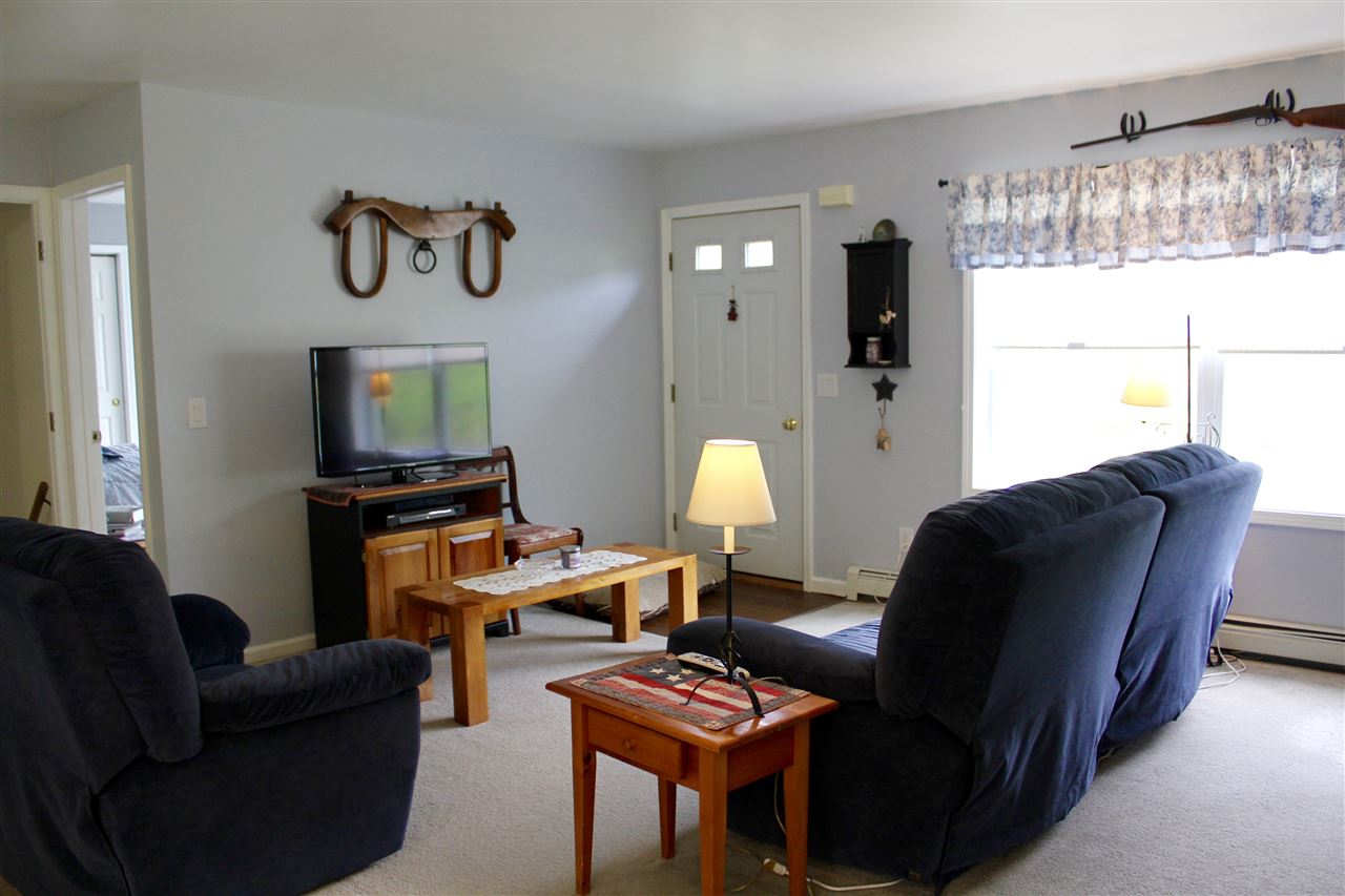 102 Gilley Road Tunbridge, VT 05077 - Photo 6 of 18