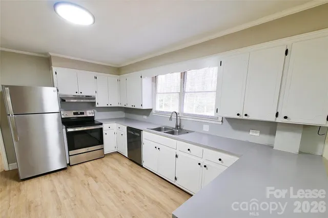 $1,795 | 2022 Old Oakland Circle, Lancaster, SC 29720