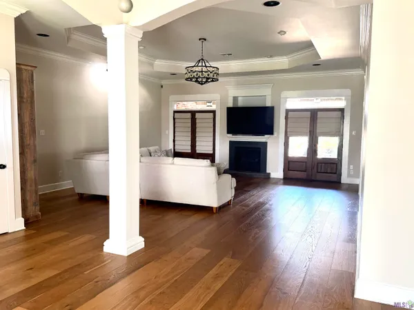 $535,000 | 126 West 40th Place, Cut Off, LA 70345
