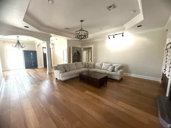 $535,000 | 126 West 40th Place, Cut Off, LA 70345