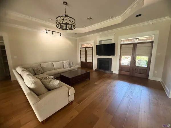 $535,000 | 126 West 40th Place, Cut Off, LA 70345